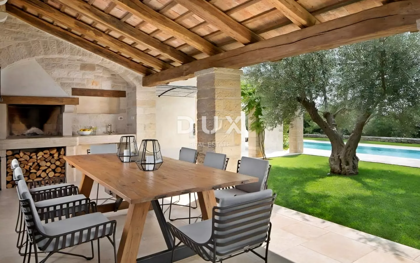 4-bedroom Villa In Višnjan, Croatia (309 M²)