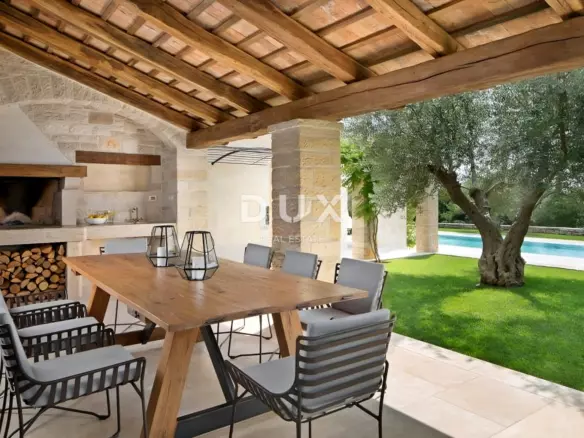 4-bedroom Villa In Višnjan, Croatia (309 M²)
