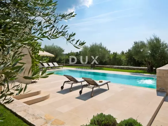 4-bedroom Villa In Višnjan, Croatia (309 M²)