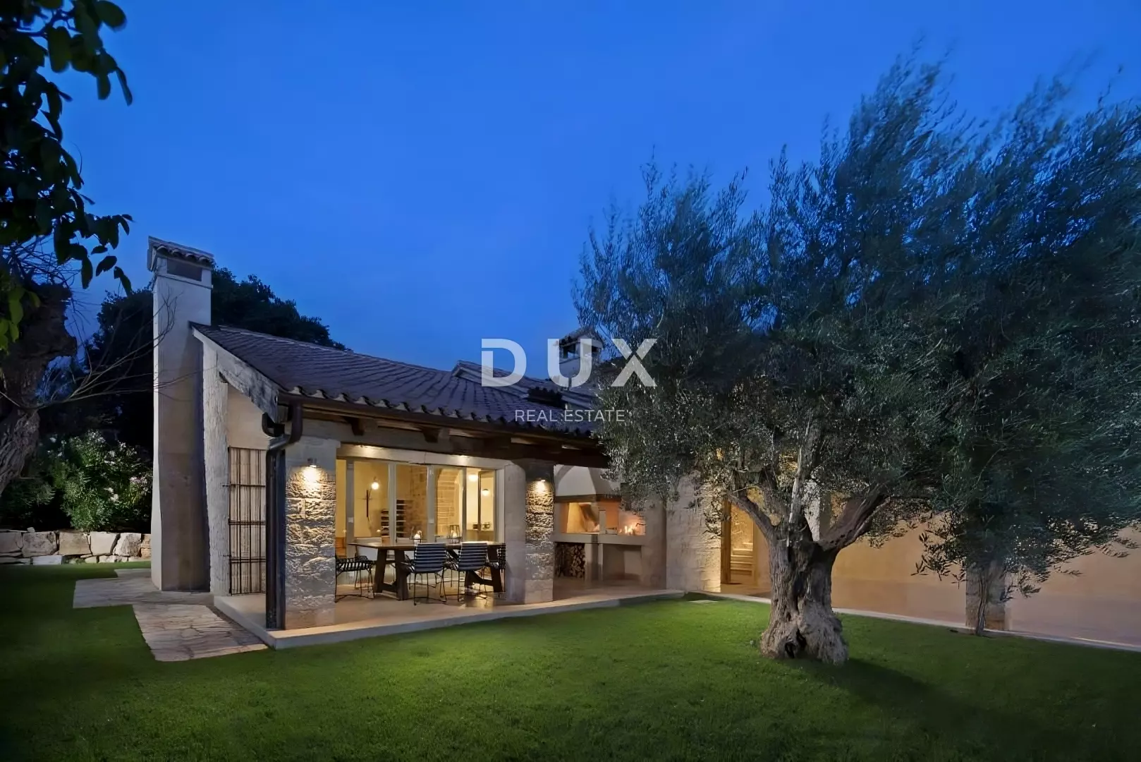 4-bedroom Villa In Višnjan, Croatia (309 M²)