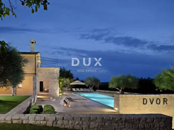 4-bedroom Villa In Višnjan, Croatia (309 M²)