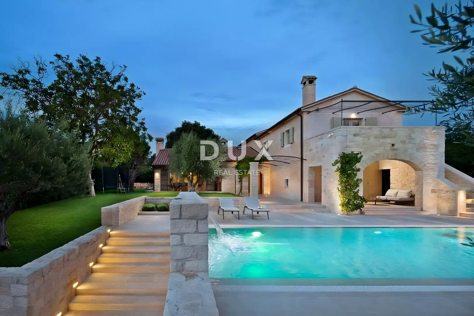 4-bedroom Villa In Višnjan, Croatia (309 M²)