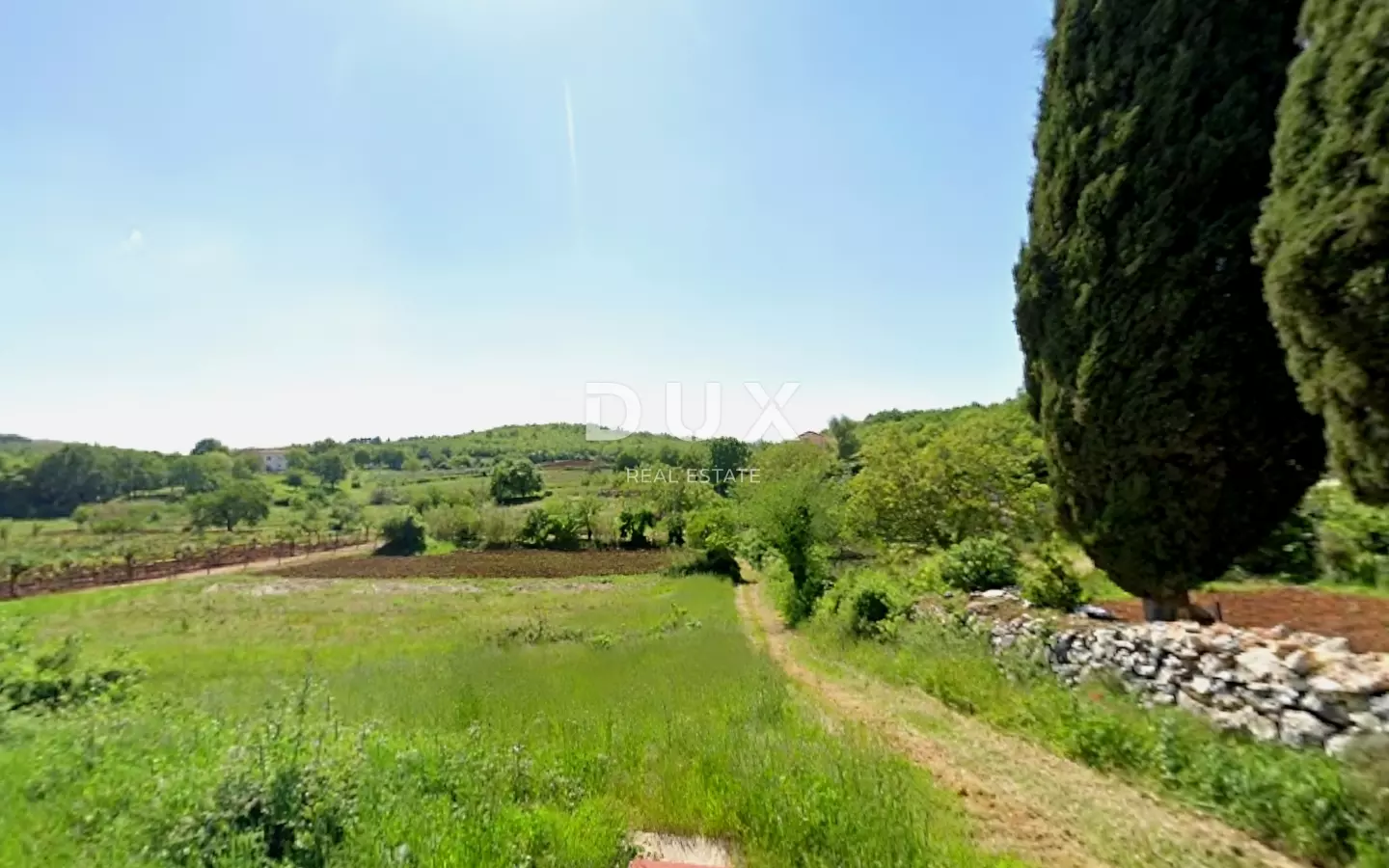 Land In Motovun, Croatia (1.089 M²)