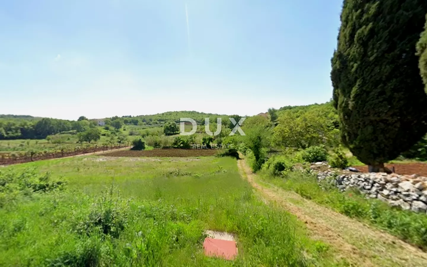 Land In Motovun, Croatia (1.089 M²)