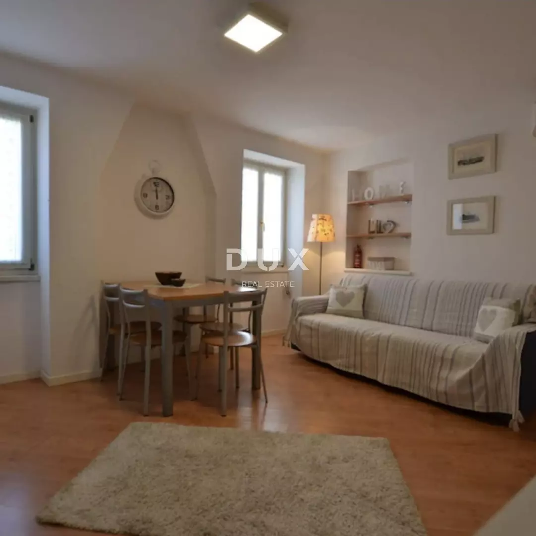 1763830953_whatsapp-image-2025-11-22-at-18-6a16e6 1-bedroom Apartment In Rovinj, Croatia (35,7 M²)