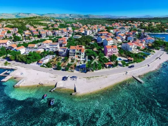 Land In Brodarica, Croatia (1.040 M²)