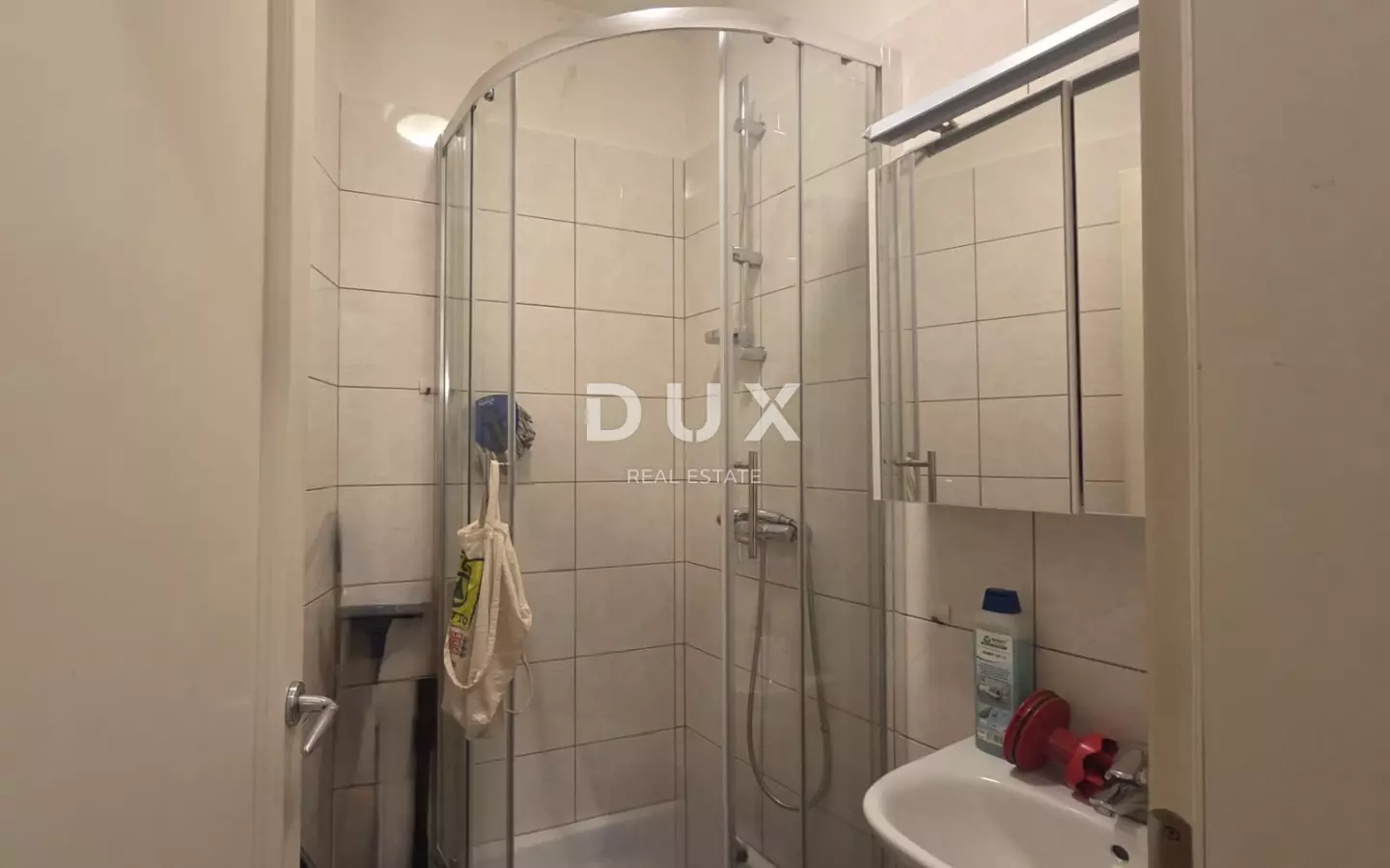 5-bedroom Apartment In Potok, Croatia (146 M²)