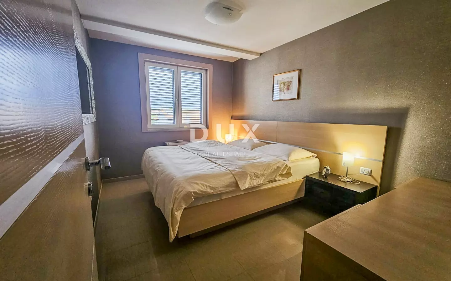 1-bedroom Apartment In Pješčana Uvala, Croatia (100 M²)