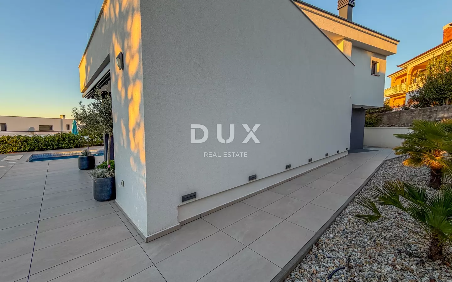 4-bedroom Villa In Malinska, Croatia (180 M²)