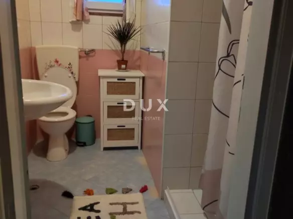 2-bedroom Apartment In Šorići, Croatia (70 M²)