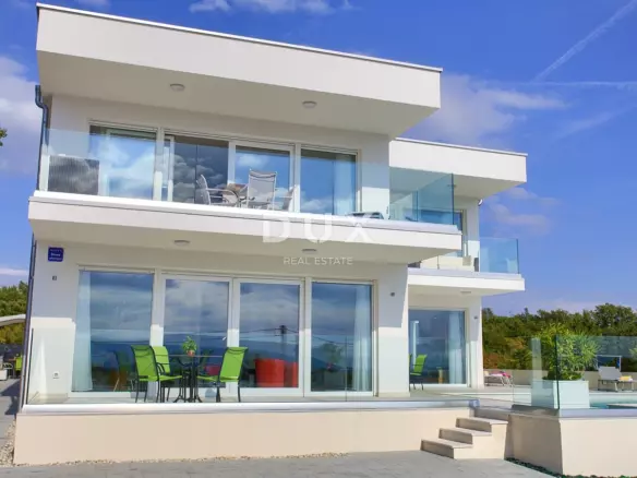 8-bedroom Villa In Linardići, Croatia (469 M²)