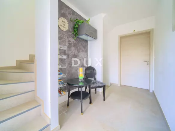 8-bedroom Villa In Linardići, Croatia (469 M²)