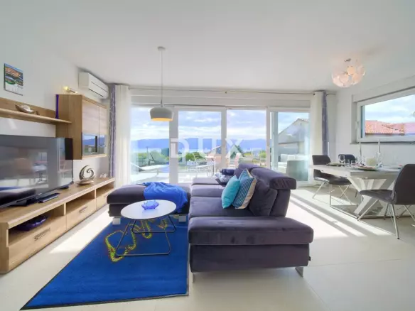 8-bedroom Villa In Linardići, Croatia (469 M²)