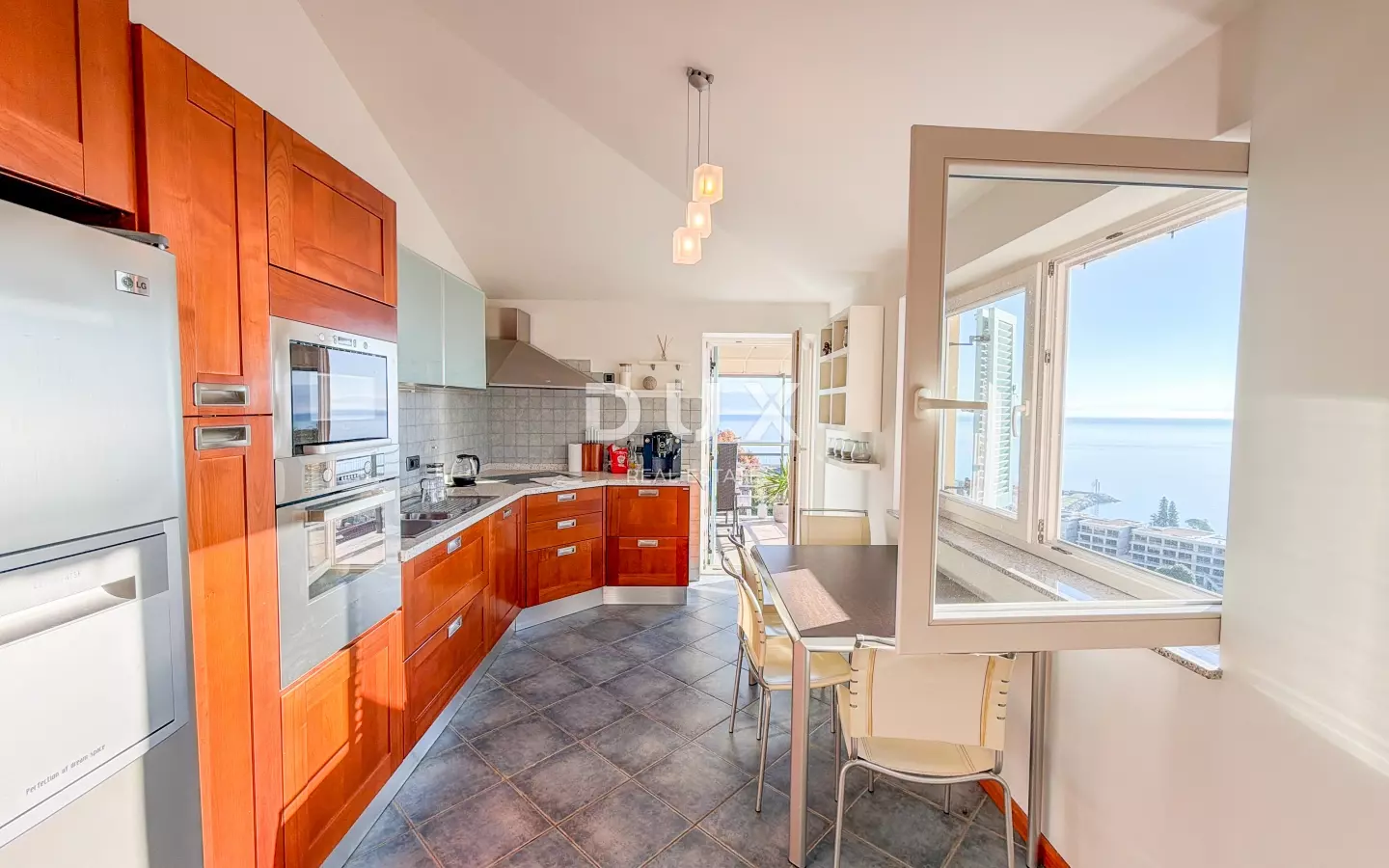 2-bedroom Apartment In Ičići, Croatia (135 M²)