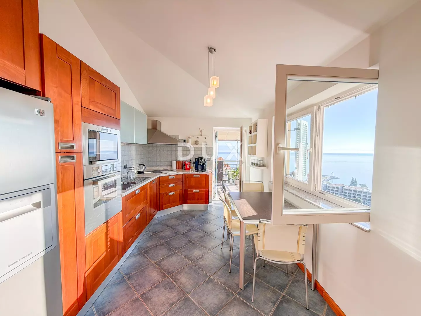 2-bedroom Apartment In Ičići, Croatia (135 M²)