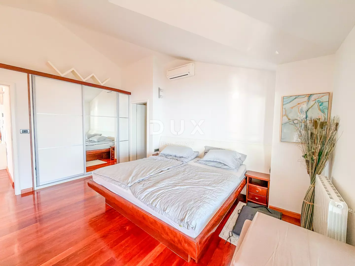 2-bedroom Apartment In Ičići, Croatia (135 M²)
