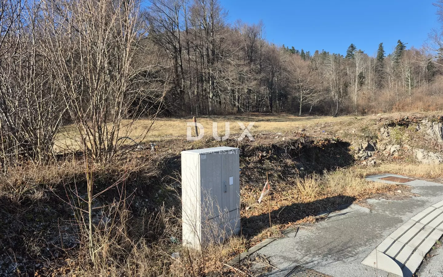 Land In Fužine, Croatia (1.213 M²)