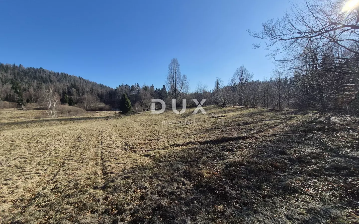 Land In Fužine, Croatia (1.213 M²)
