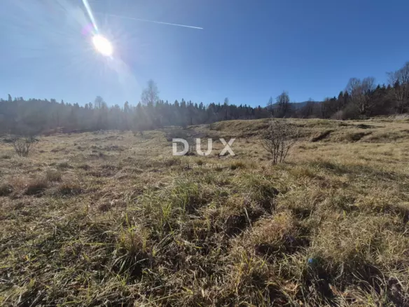 Land In Fužine, Croatia (1.213 M²)
