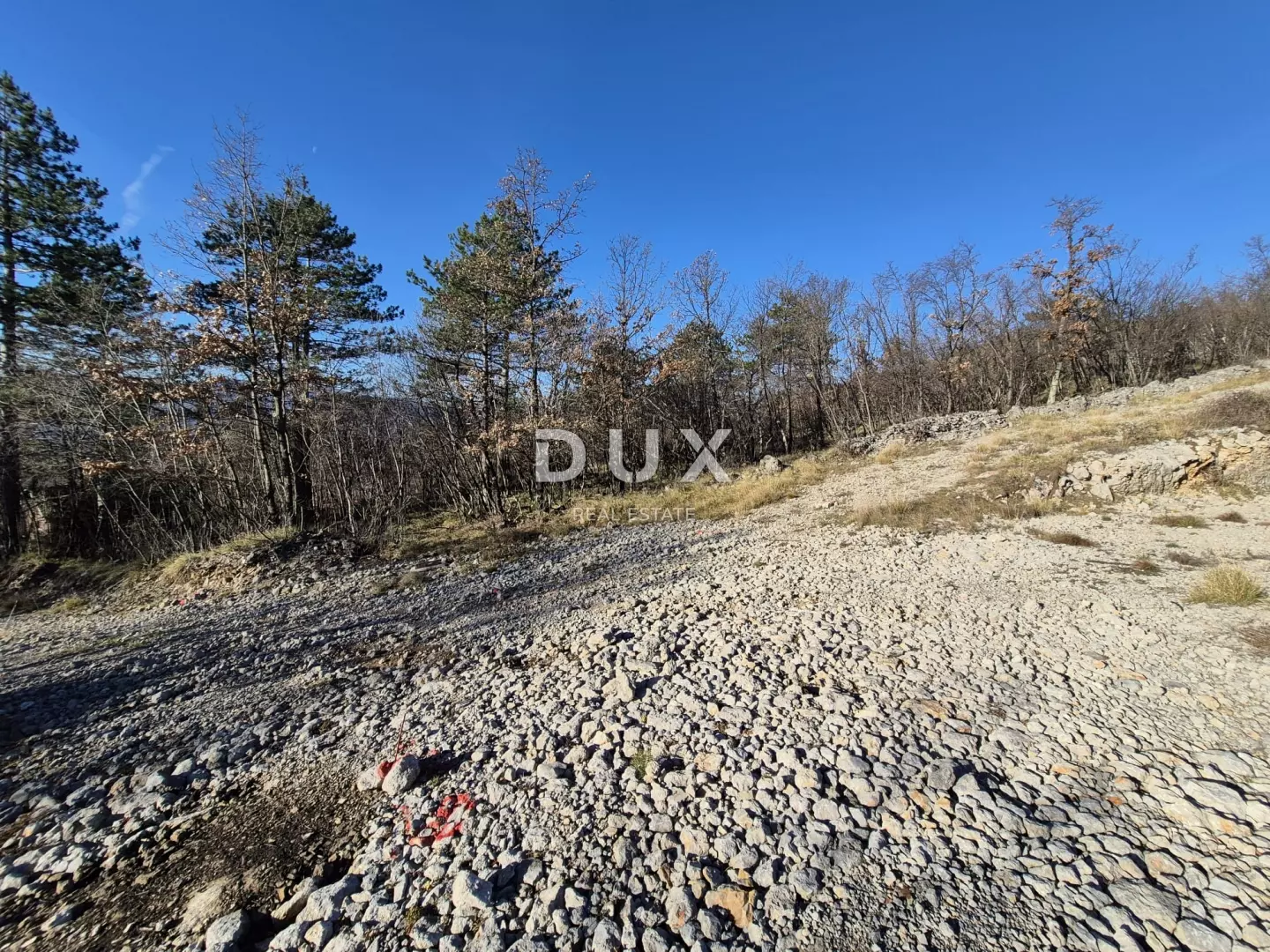1765981929_whatsapp-image-2025-12-17-at-15-a39544 Land In Škalnica, Croatia (1.049 M²)