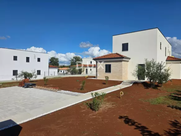 3-bedroom Detached House In Poreč, Croatia (153 M²)