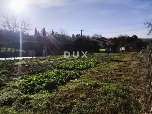 Land In Brkač, Croatia (697 M²)