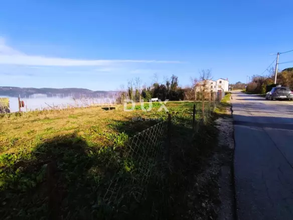 Land In Brkač, Croatia (697 M²)