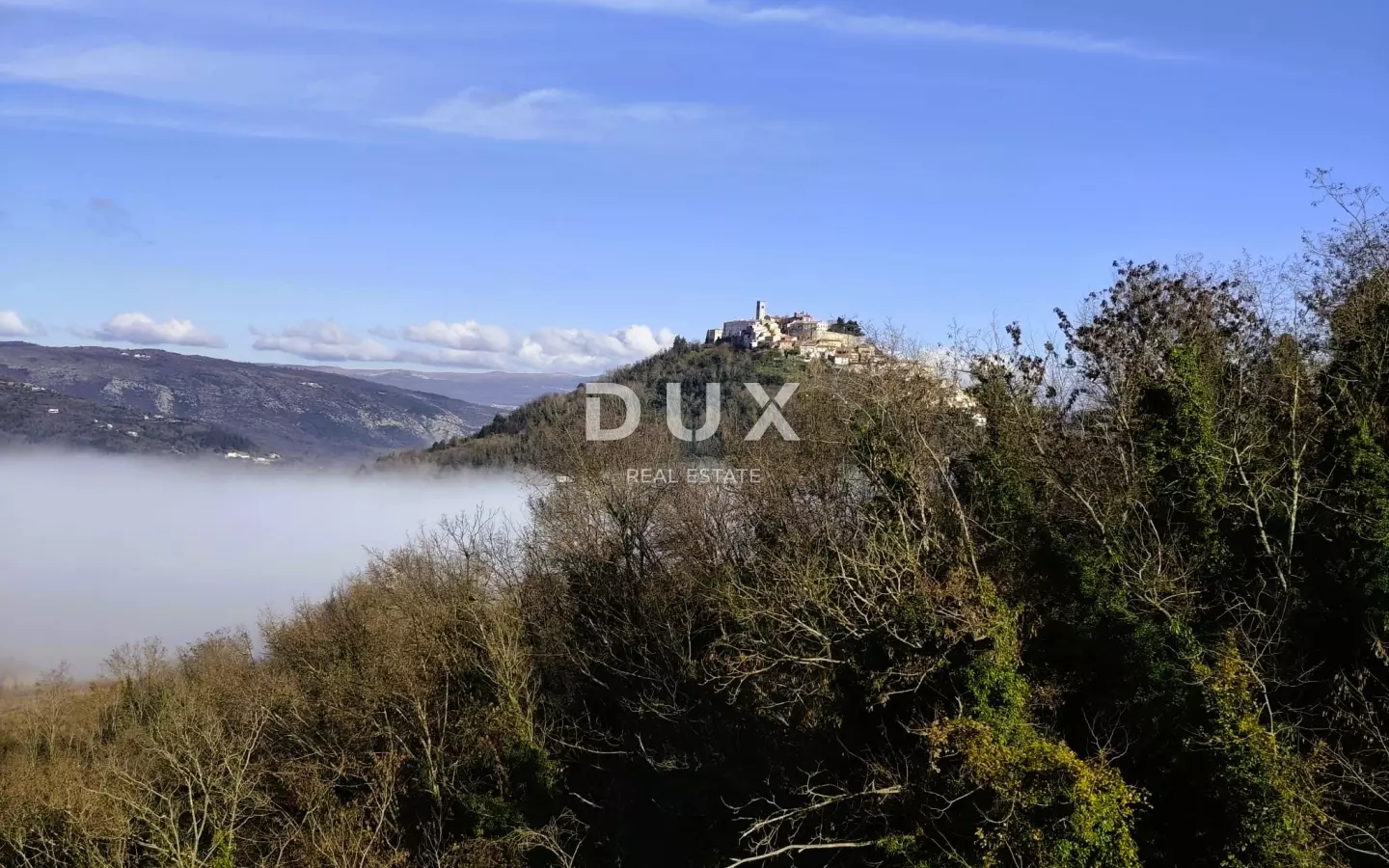 Land In Brkač, Croatia (697 M²)