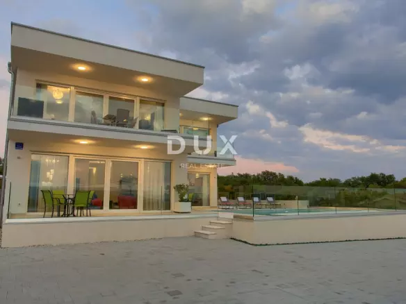 2-bedroom Apartment In Linardići, Croatia (83 M²)