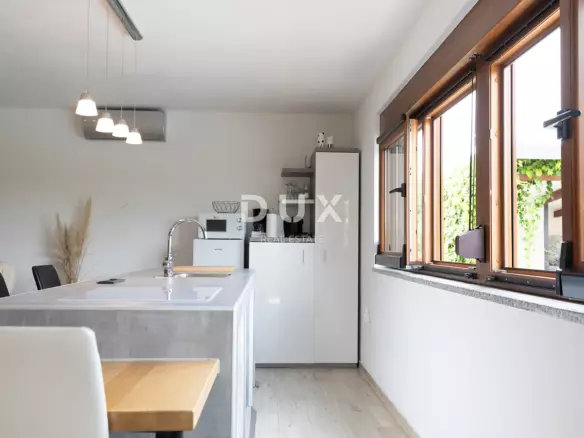 3-bedroom Detached House In Rovinj, Croatia (101 M²)
