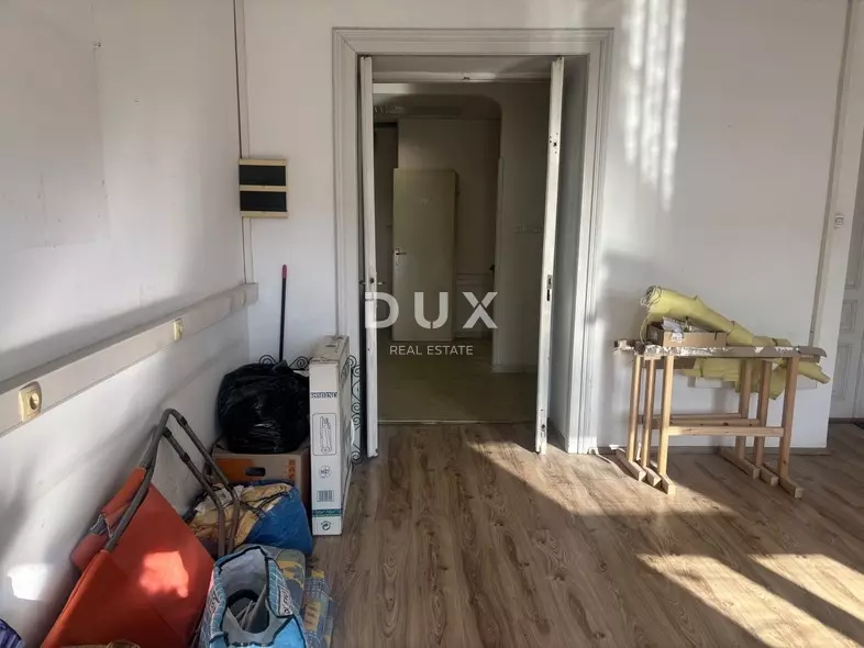 5-bedroom Apartment In Centar, Croatia (137 M²)