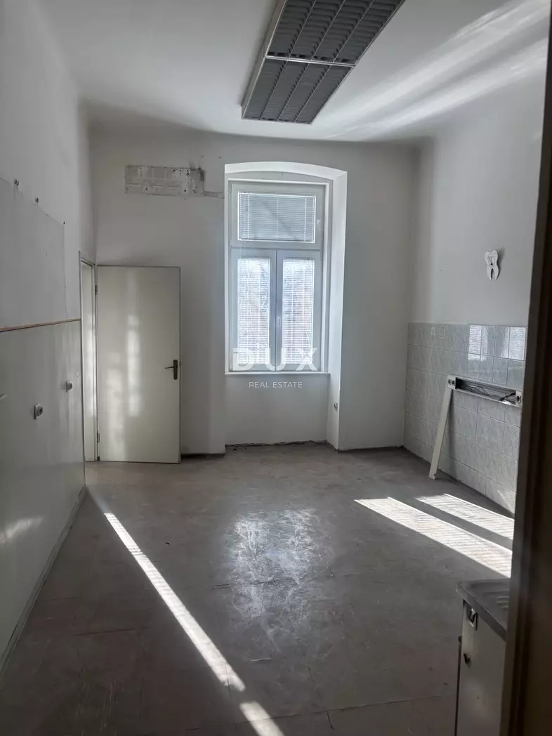 5-bedroom Apartment In Centar, Croatia (137 M²)