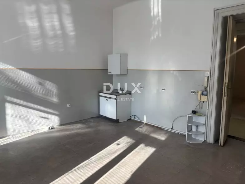 5-bedroom Apartment In Centar, Croatia (137 M²)