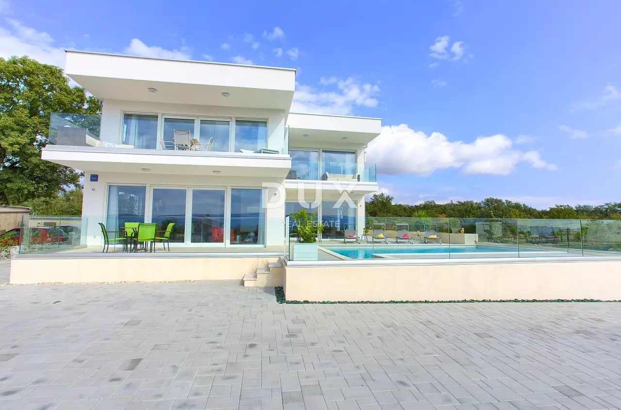 2-bedroom Apartment In Linardići, Croatia (83 M²)