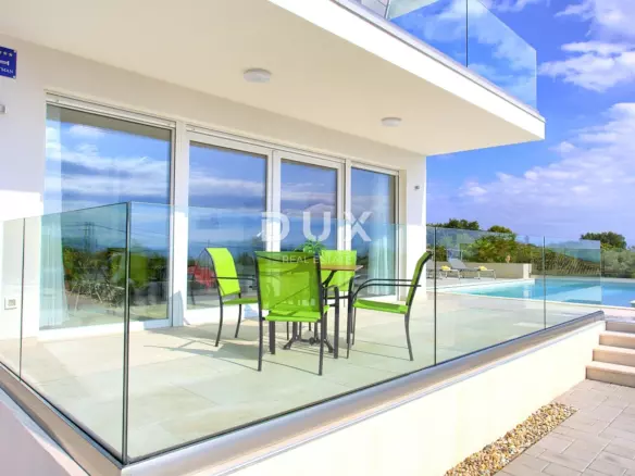 2-bedroom Apartment In Linardići, Croatia (83 M²)