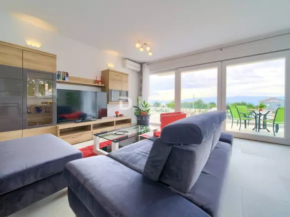 2-bedroom Apartment In Linardići, Croatia (83 M²)