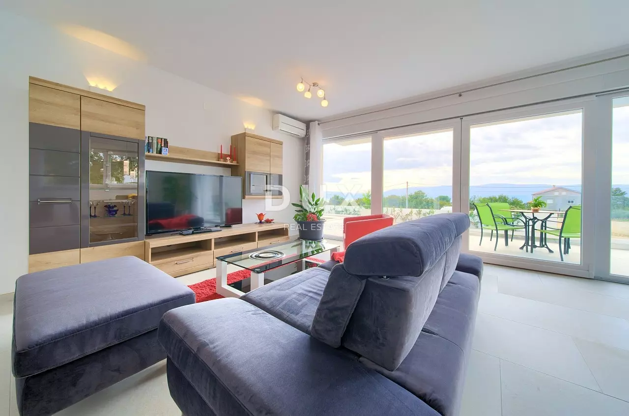 2-bedroom Apartment In Linardići, Croatia (83 M²)