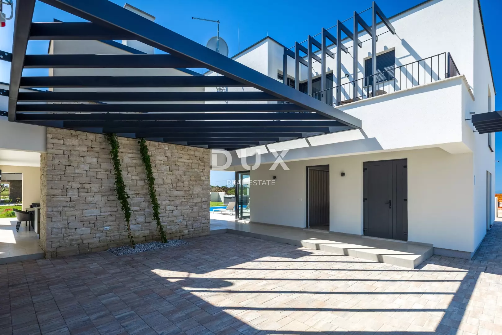 4-bedroom Villa In Brtonigla, Croatia (264 M²)