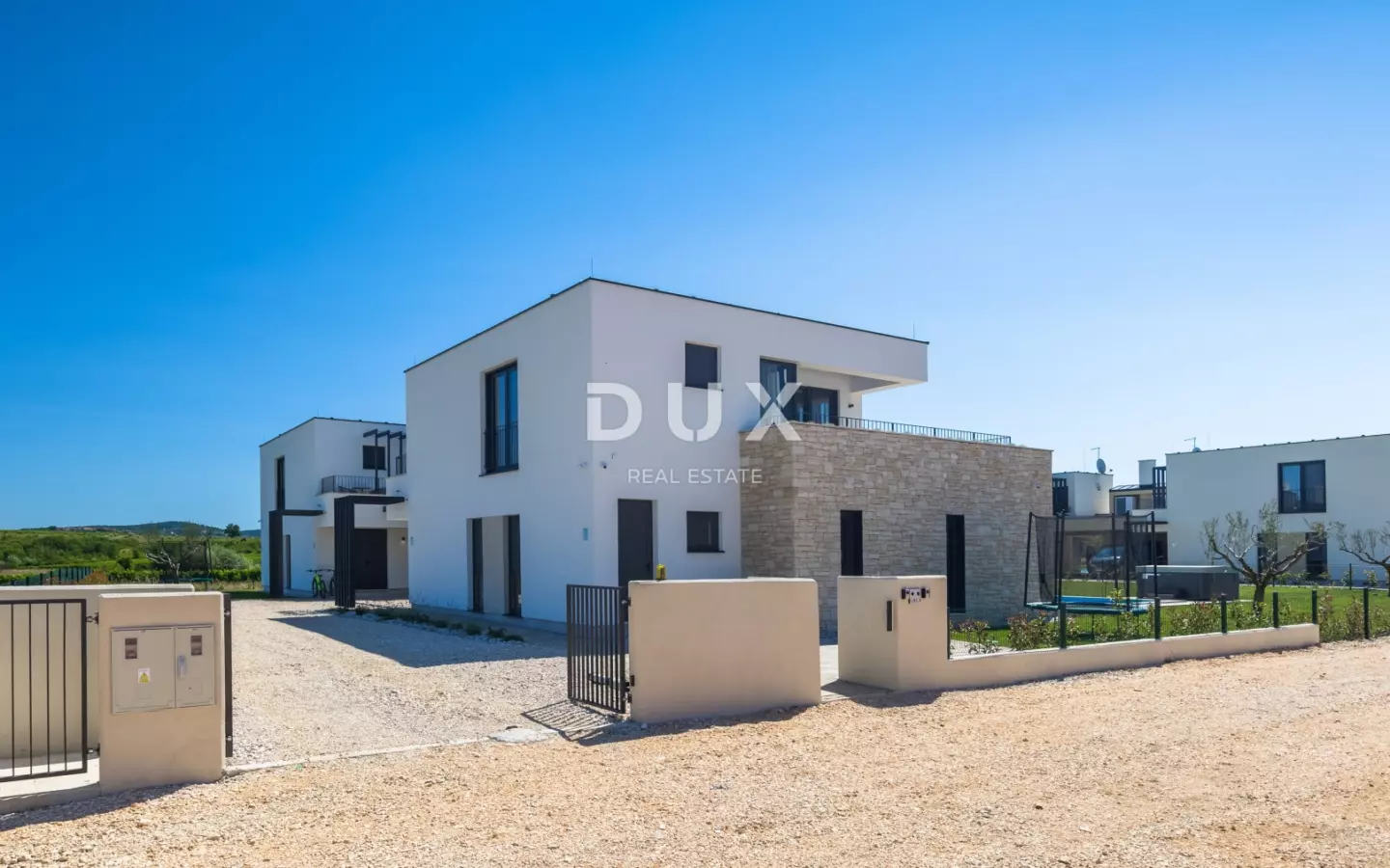 4-bedroom Villa In Brtonigla, Croatia (264 M²)