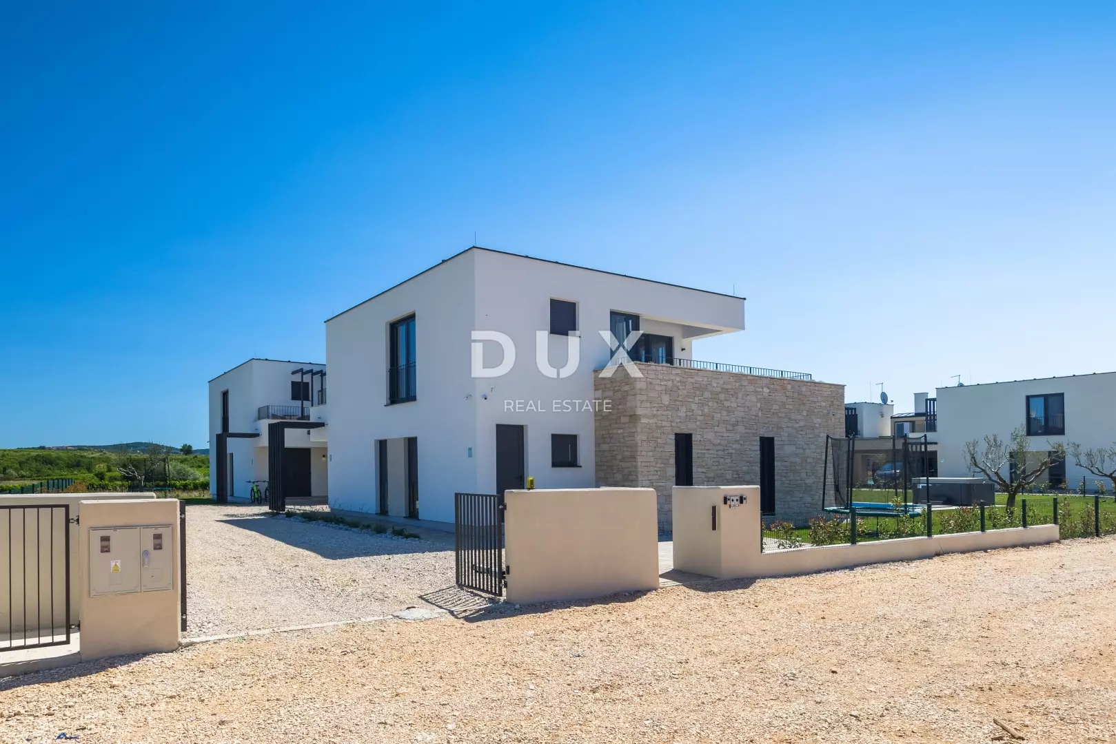 4-bedroom Villa In Brtonigla, Croatia (264 M²)