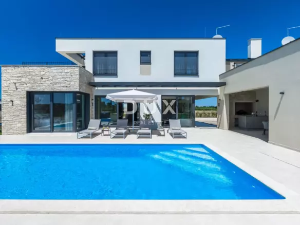 4-bedroom Villa In Brtonigla, Croatia (264 M²)