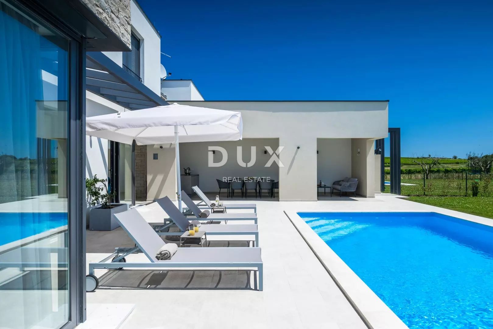 4-bedroom Villa In Brtonigla, Croatia (264 M²)