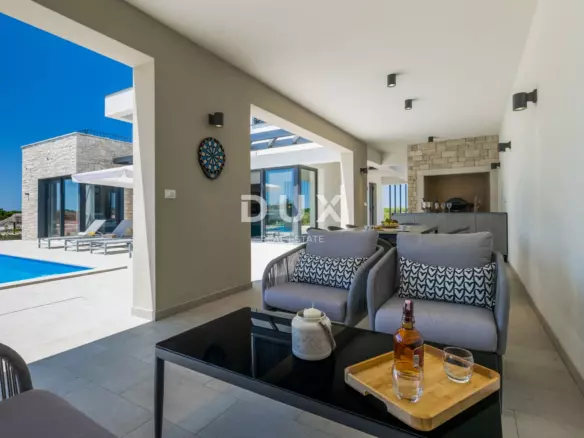 4-bedroom Villa In Brtonigla, Croatia (264 M²)