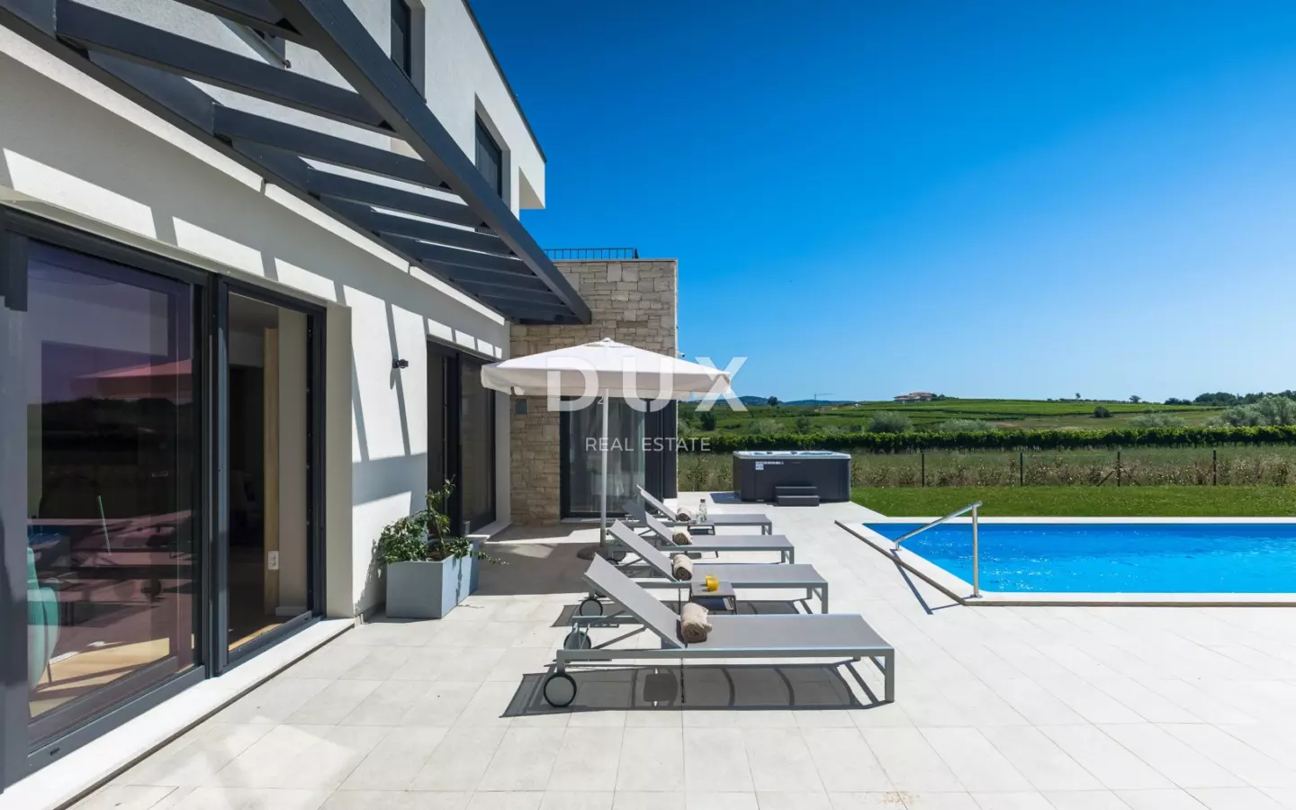 4-bedroom Villa In Brtonigla, Croatia (274 M²)
