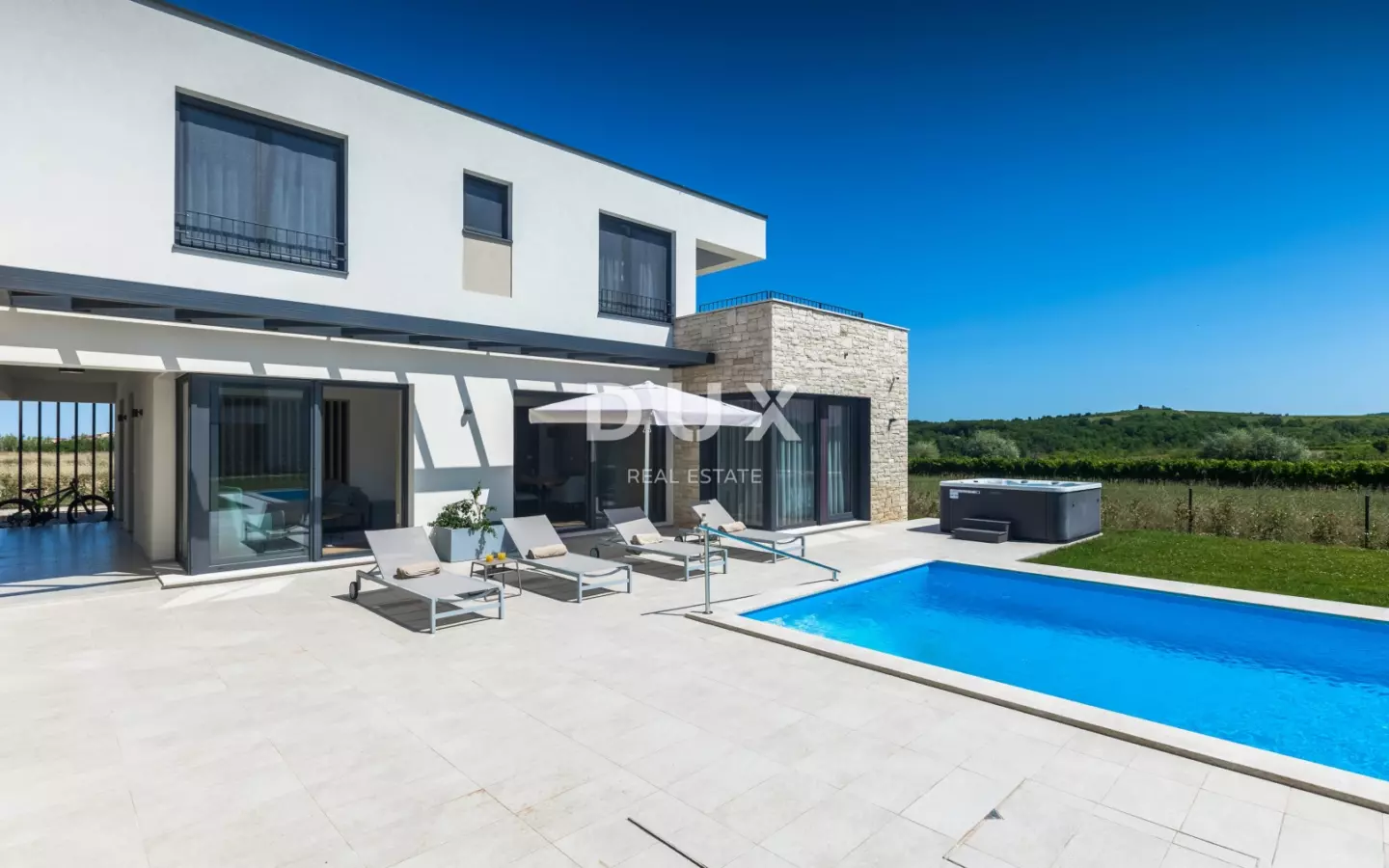 4-bedroom Villa In Brtonigla, Croatia (274 M²)