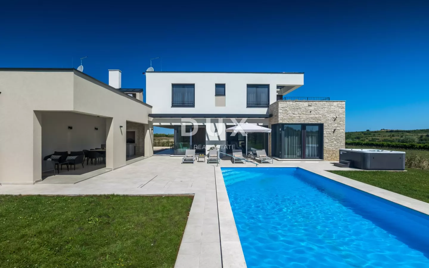 4-bedroom Villa In Brtonigla, Croatia (274 M²)