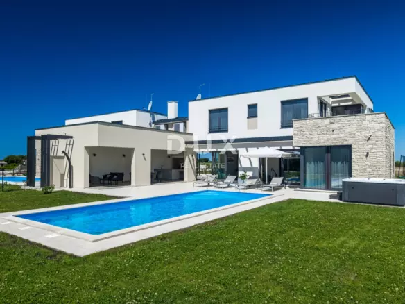 4-bedroom Villa In Brtonigla, Croatia (274 M²)