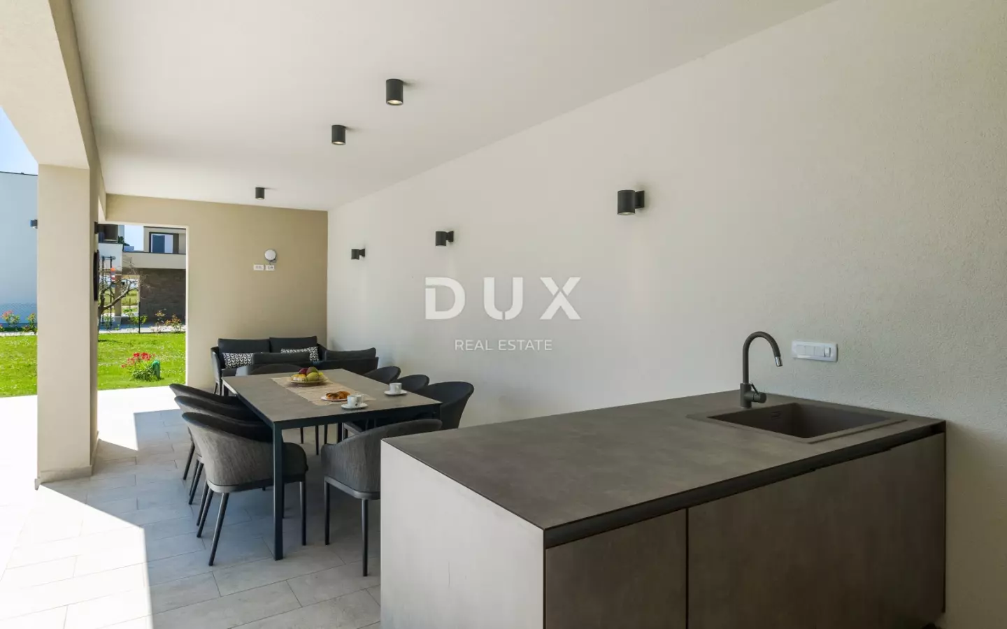 4-bedroom Villa In Brtonigla, Croatia (274 M²)