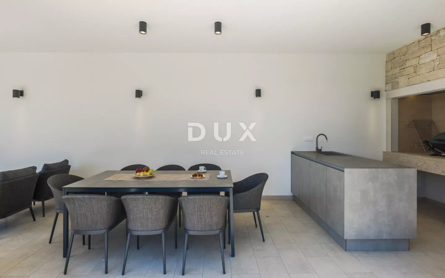 4-bedroom Villa In Brtonigla, Croatia (274 M²)