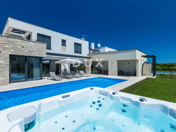 8-bedroom Villa In Brtonigla, Croatia (538 M²)